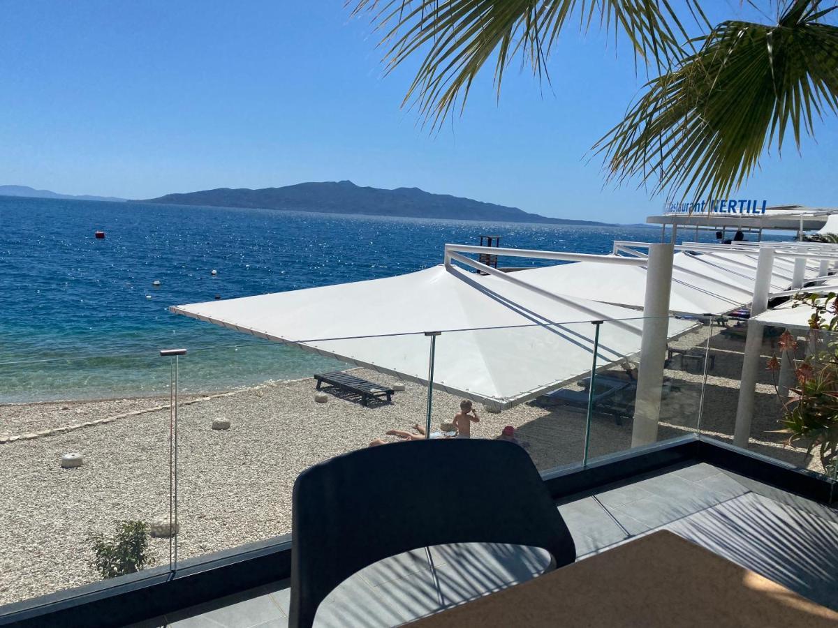 Hotel Nertili Sarandë Exterior foto