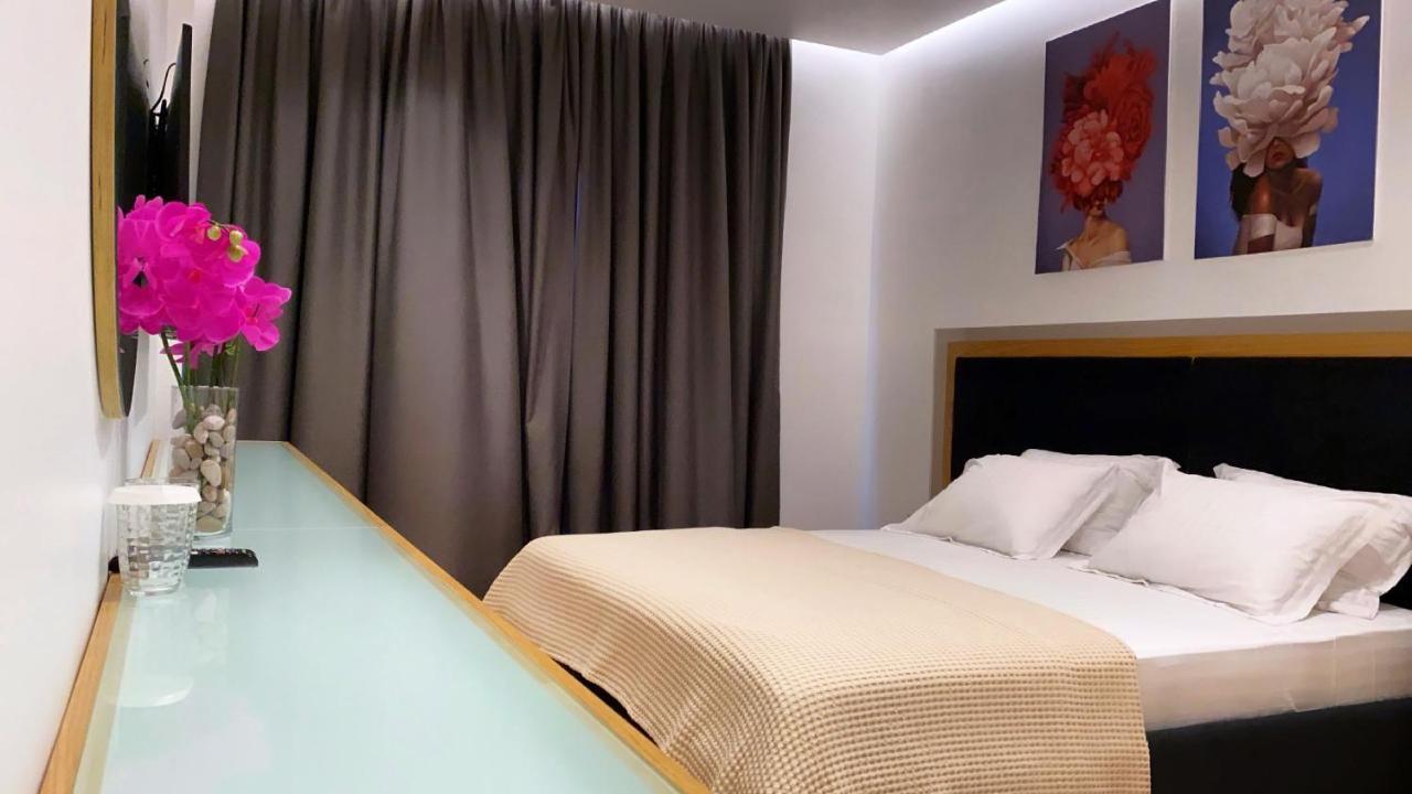 Hotel Nertili Sarandë Exterior foto