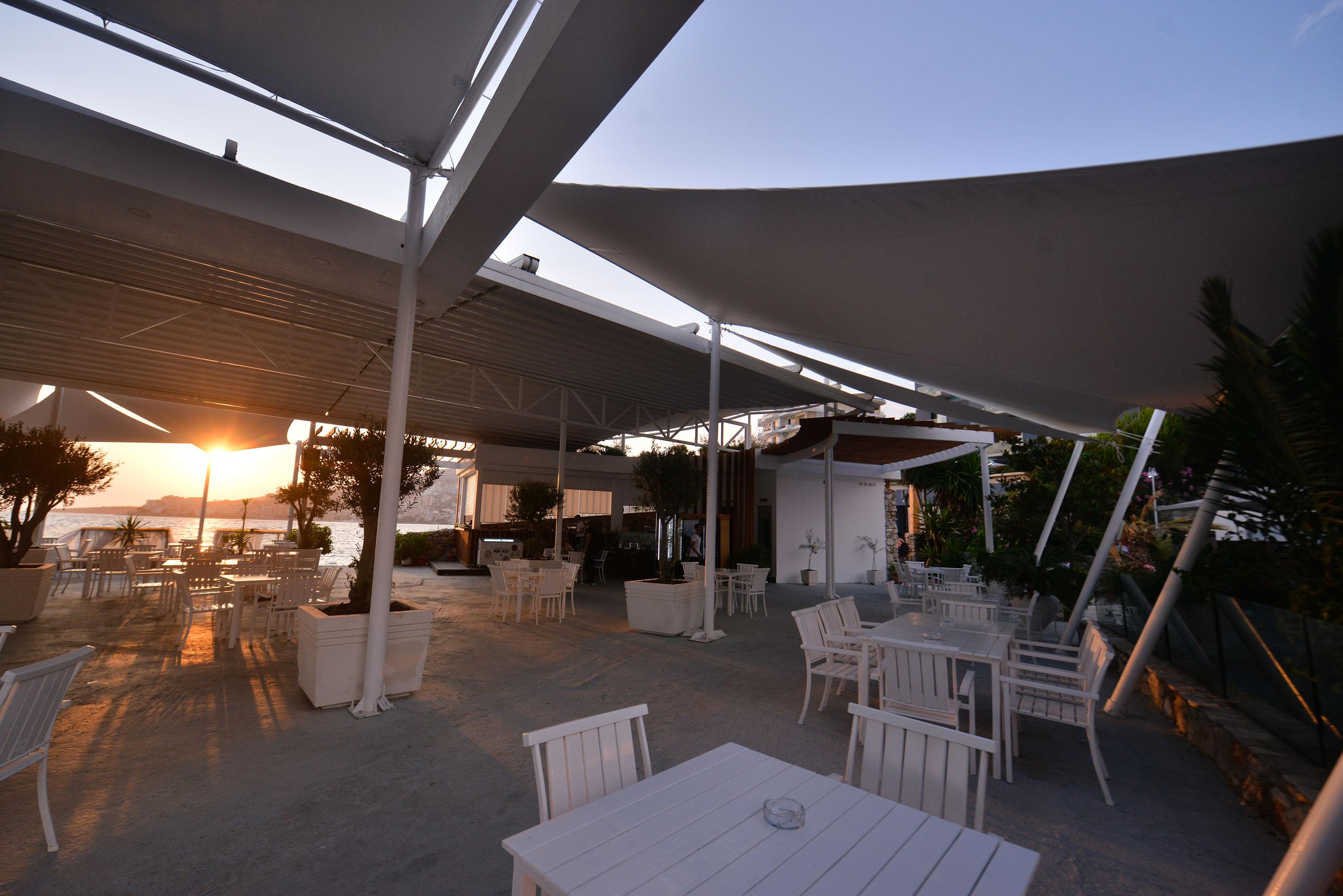 Hotel Nertili Sarandë Exterior foto