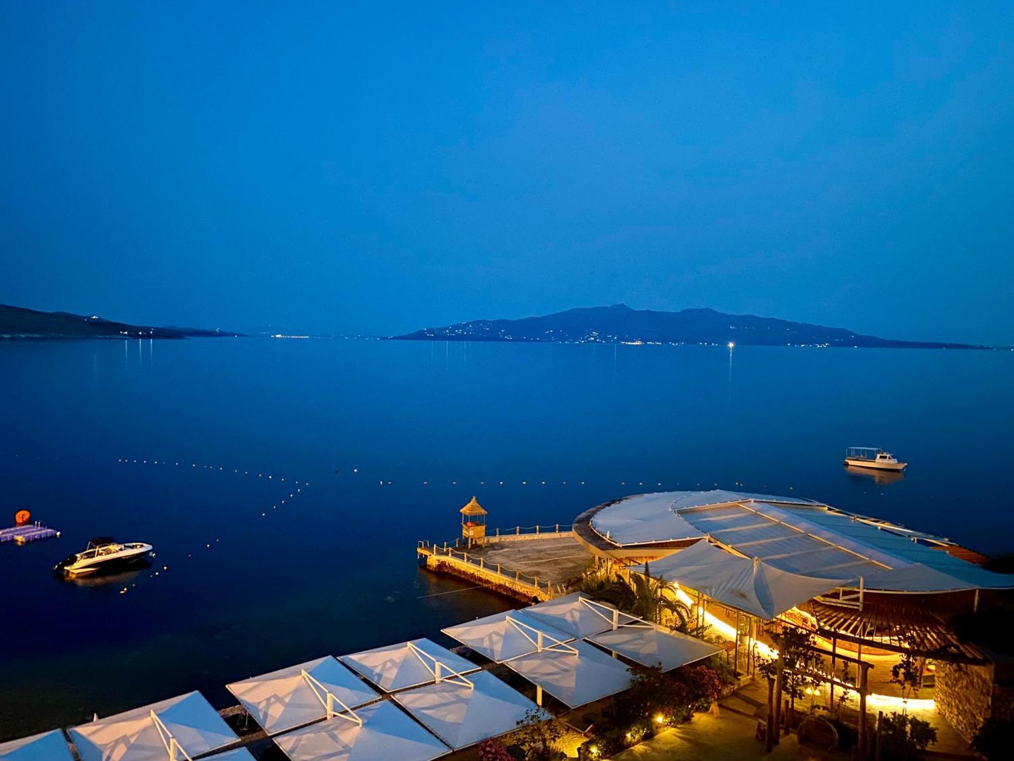 Hotel Nertili Sarandë Exterior foto